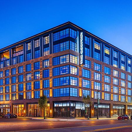 The Godfrey Detroit, Curio Collection By Hilton Hotel Bagian luar foto