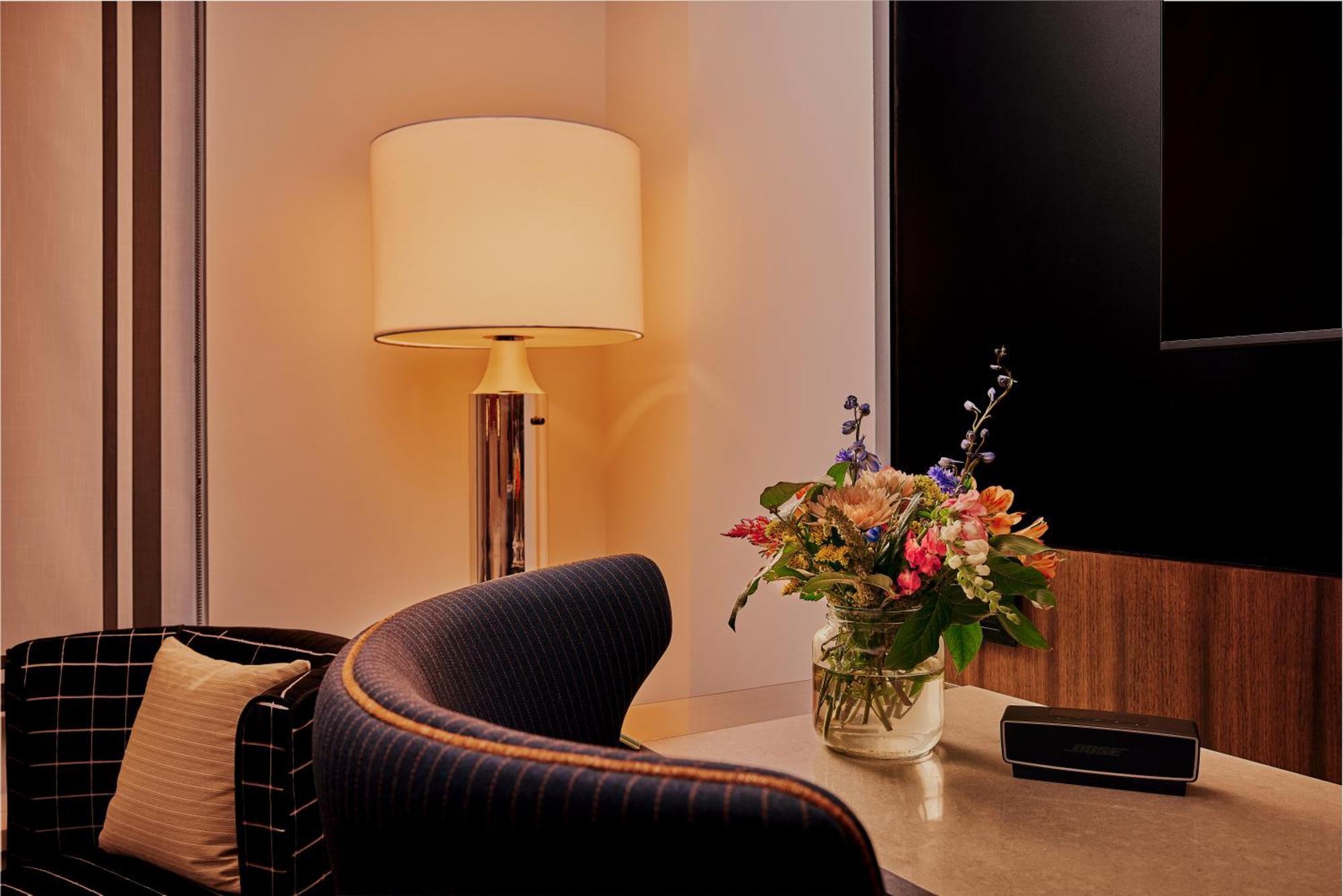 The Godfrey Detroit, Curio Collection By Hilton Hotel Bagian luar foto
